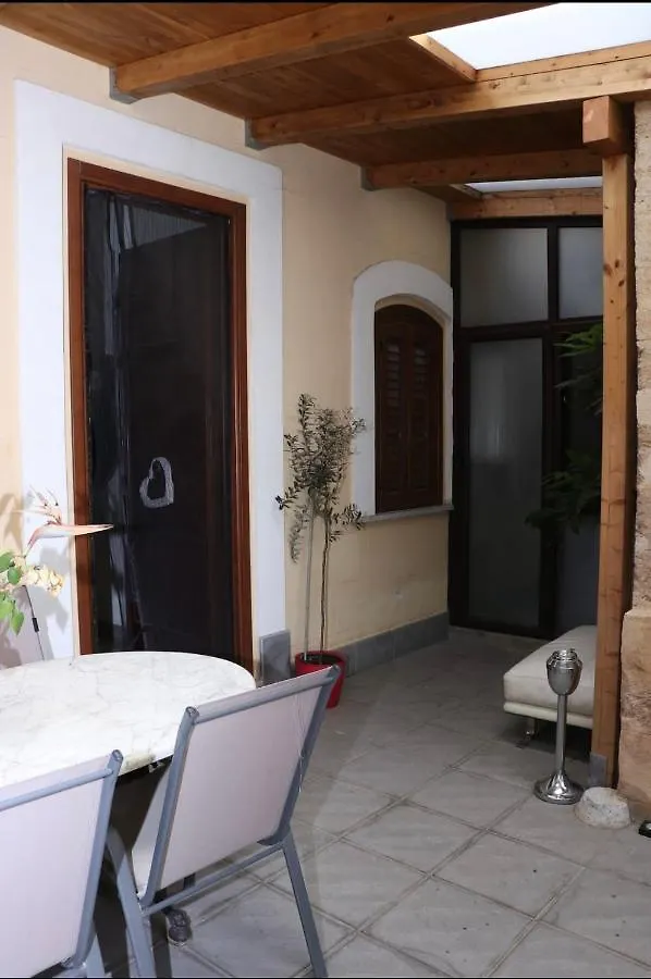 Holiday home Charming Villa Di Gregorio Palermo